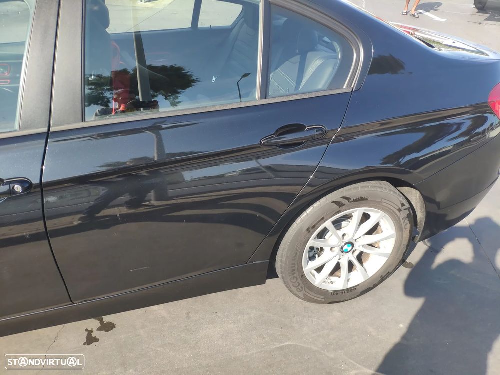 BMW 320 d Auto - 14