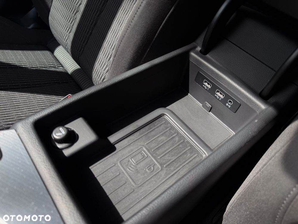 Audi A4 Avant 2.0 TDI S tronic - 14