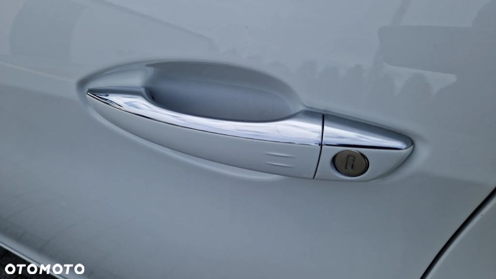 Peugeot 308 ver-1-6-bluehdi-allure-s-s-eat6 - 29