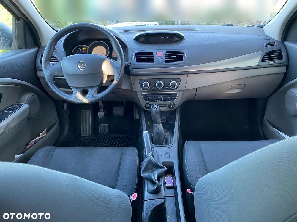 Renault Megane 1.5 dCi Authentique - 8