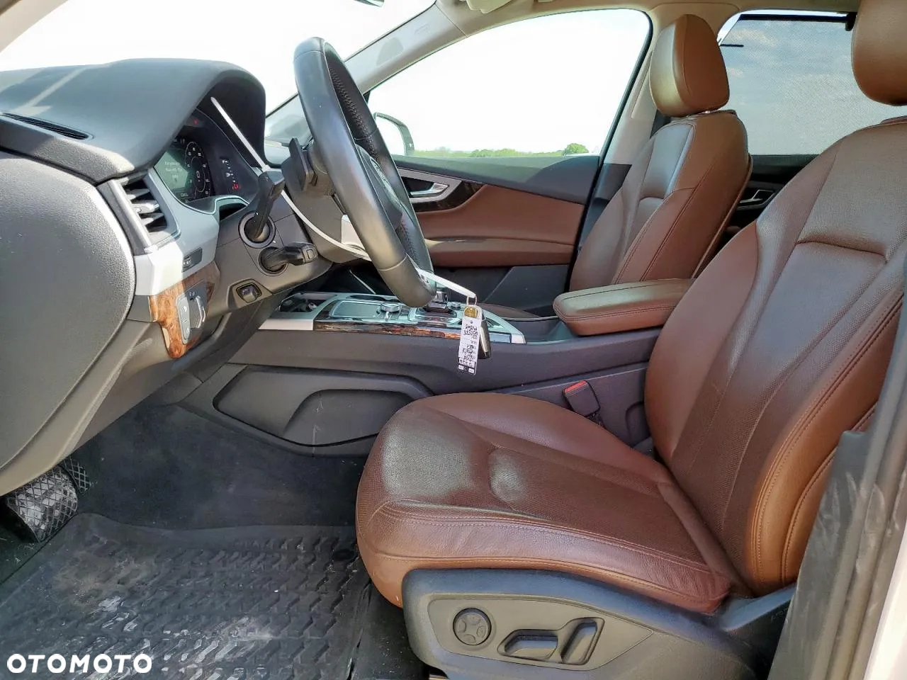 Audi Q7 - 7