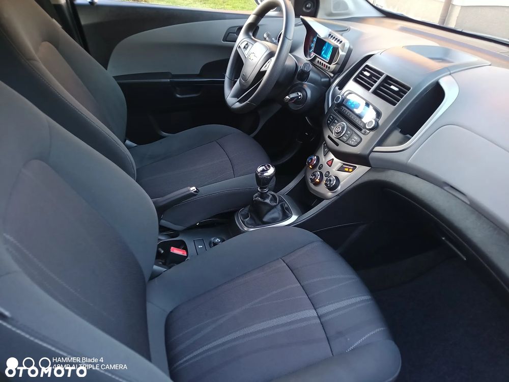 Chevrolet Aveo 1.2 LT - 19