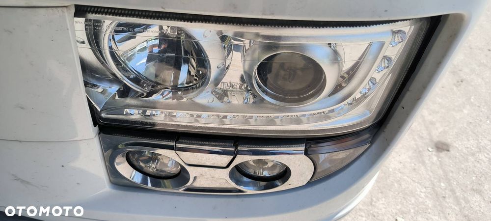 LAMPA LEWA PRZÓD IVECO STRALIS AS440ST/P LNG LED - 2