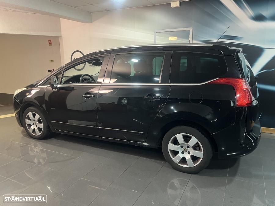 Peugeot 5008 - 6