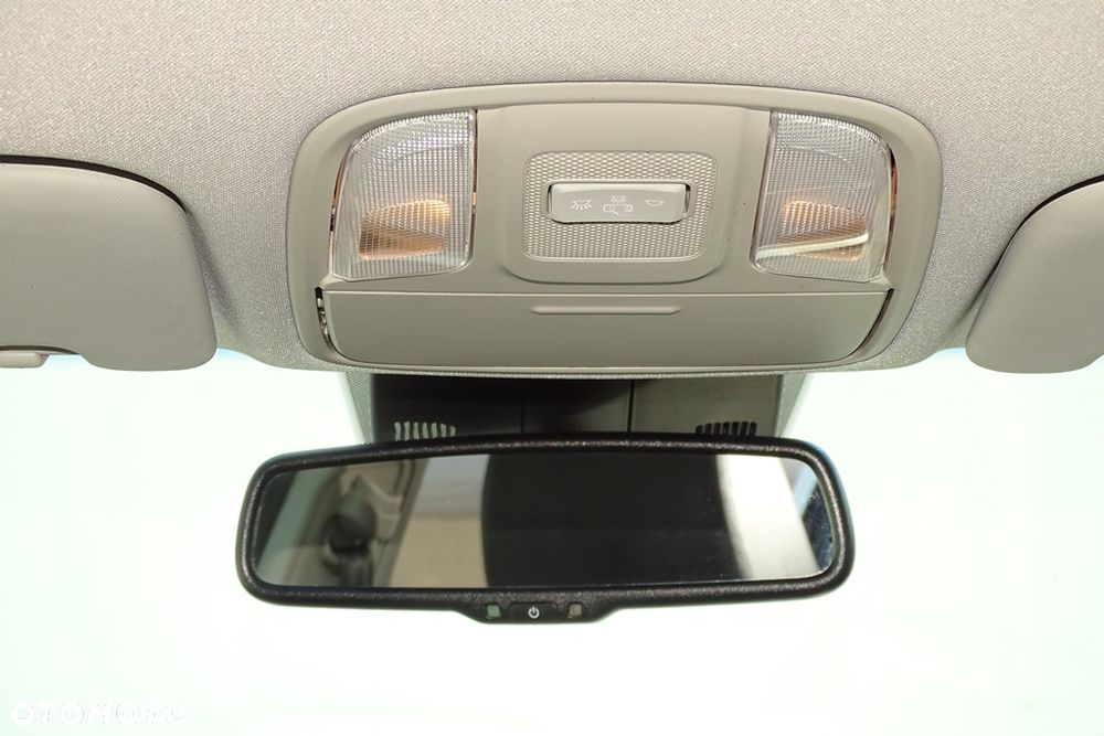 Kia Sportage 2.0 CRDI AWD Eco-Dynamics+ (48V M-H) SPIRIT - 33