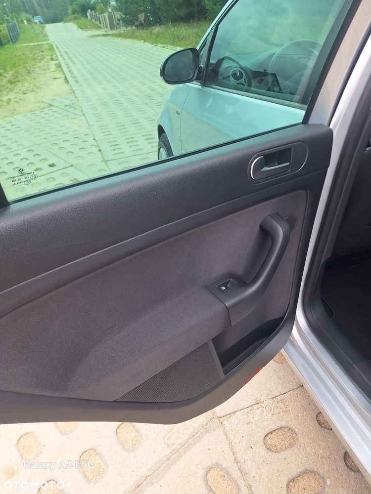 Volkswagen Golf 1.4 MATCH - 12