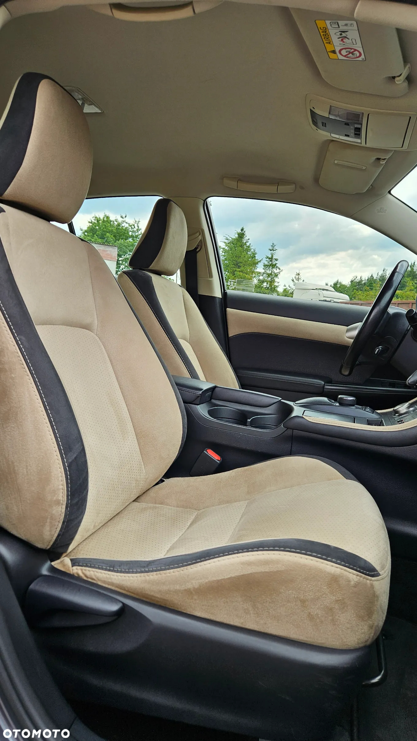 Lexus CT 200h Prestige - 29