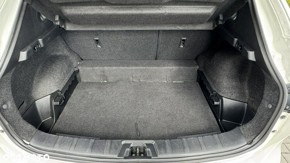 Nissan Qashqai 1.5 dCi TEKNA - 15