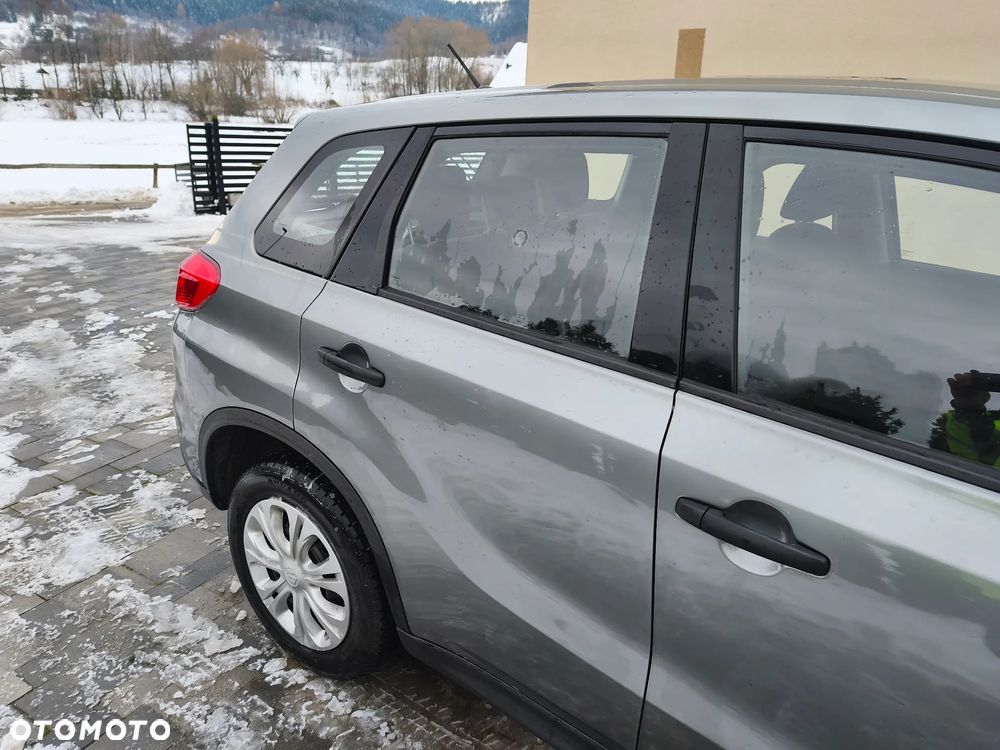 Suzuki Vitara 1.6 Comfort 2WD - 6