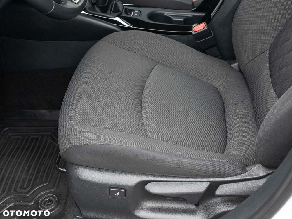 Toyota Corolla 1.5 Comfort - 11