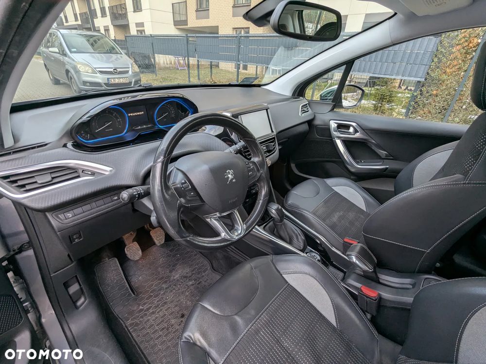 Peugeot 2008 - 7