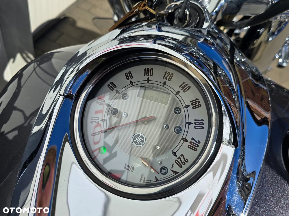 Yamaha Road Star - 5