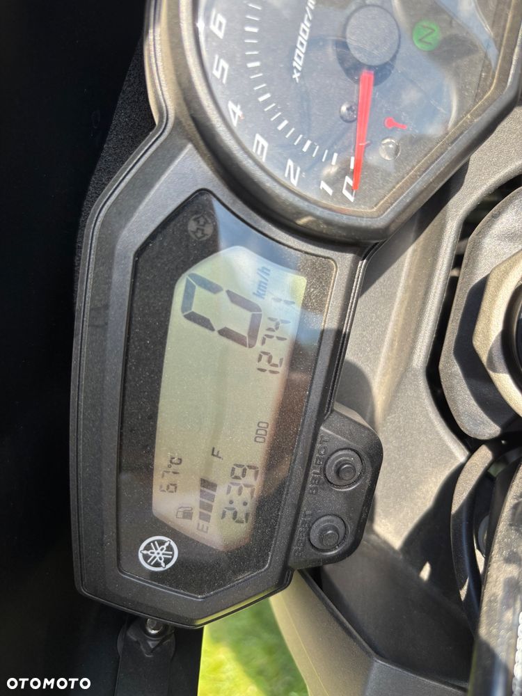 Yamaha XJ - 9