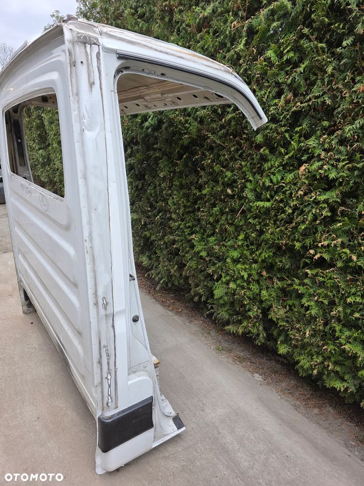 IVECO DAILY 00-14 KABINA PLECY SCIANA GRODZIOWA GRODZIOWKA DACH 1L - 5