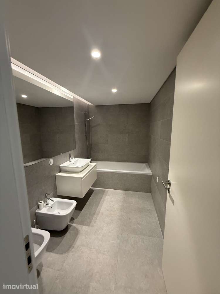Apartamento T0 moderno para arrendar - Grande imagem: 4/8