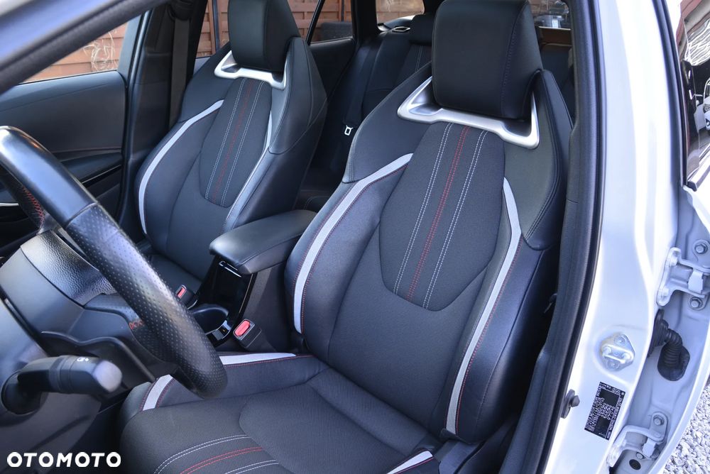 Toyota Corolla 2.0 GR Sport - 31