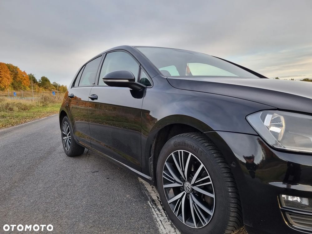 Volkswagen Golf 1.6 TDI BlueMotion Technology Allstar - 17