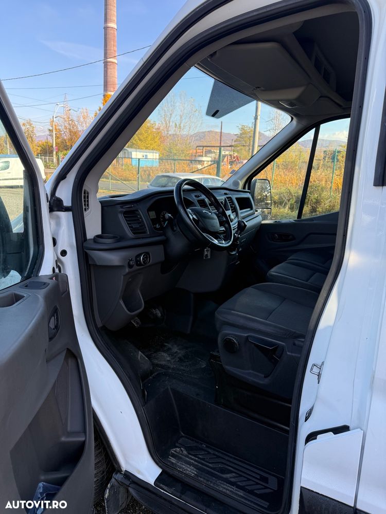Ford Transit - 4
