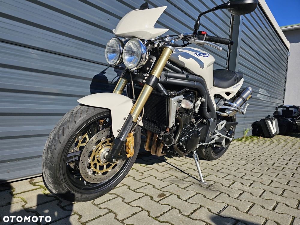 Triumph Speed Triple - 9