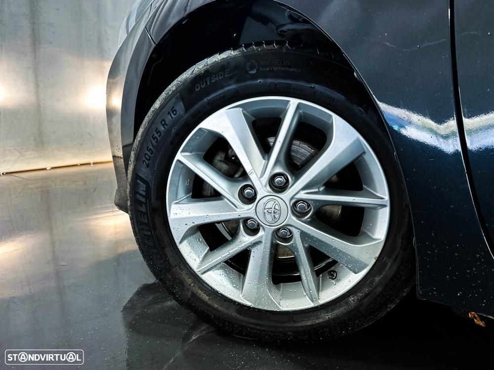 Toyota Corolla - 52