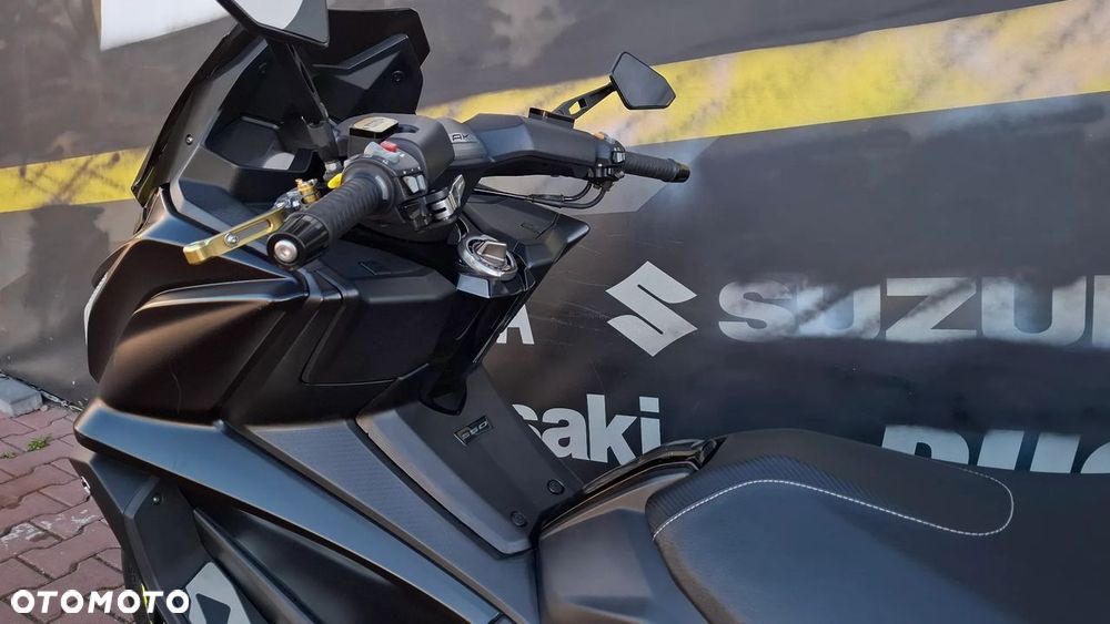 Kymco AK 550 - 19