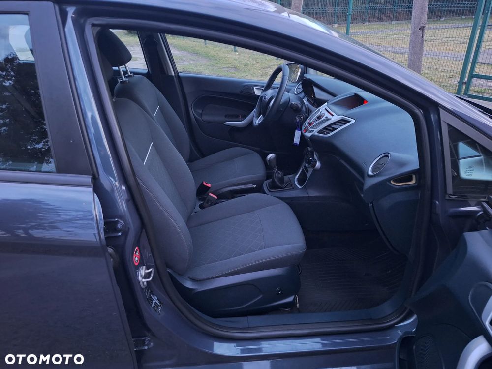 Ford Fiesta - 13
