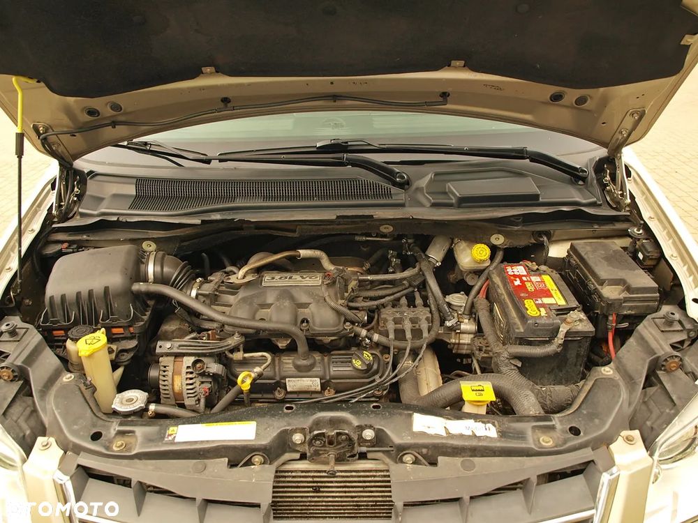 Chrysler Grand Voyager 3.8 V6 Limited - 31