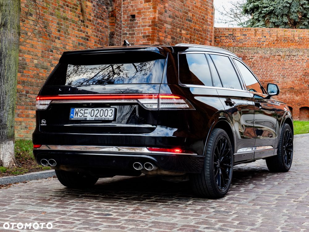 Lincoln Aviator - 11