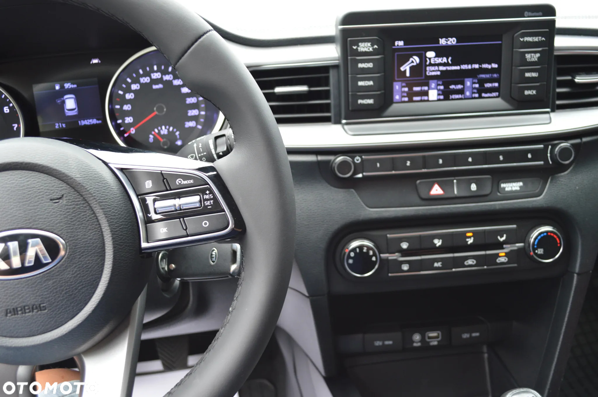 Kia Ceed - 20