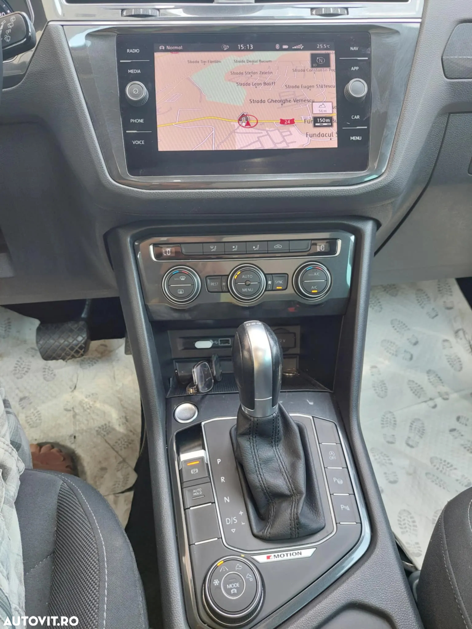 Volkswagen Tiguan 2.0 TDI DSG 4Mot Highline - 20
