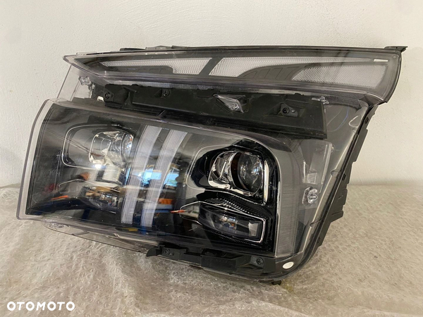 Hyundai Santa Fe IV lift lampa przod lewa full led