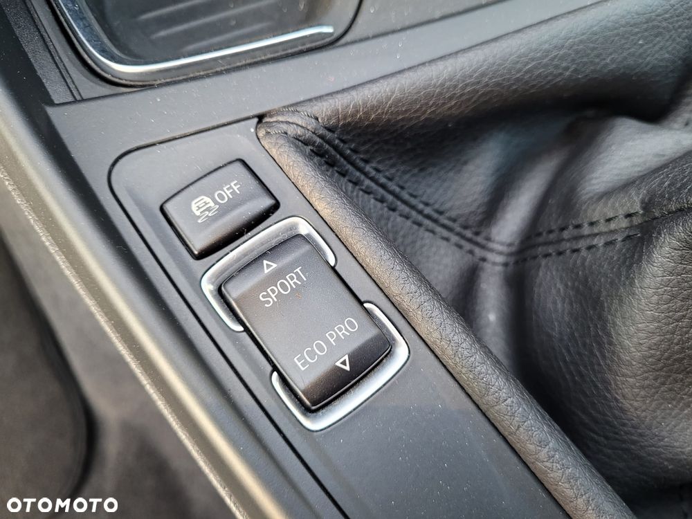 BMW Seria 1 120d BluePerformance Sport Line - 35