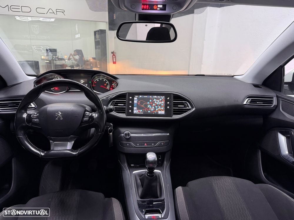 Peugeot 308 1.2 PureTech Style - 10