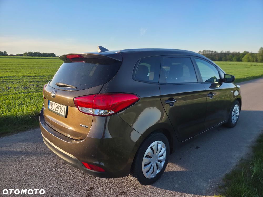 Kia Carens 1.7 CRDi L - 6