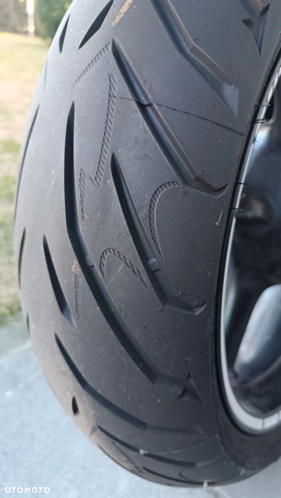 Triumph Street Triple - 4