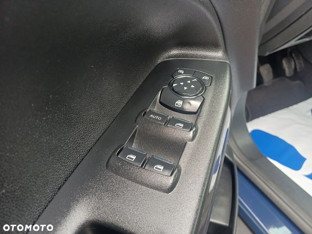 Ford EcoSport - 18