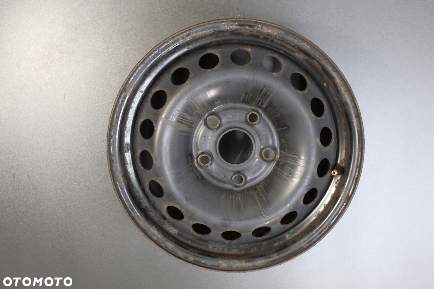 Felgi 15 5x112 VW Golf V Skoda Octavia F4986-30 - 3