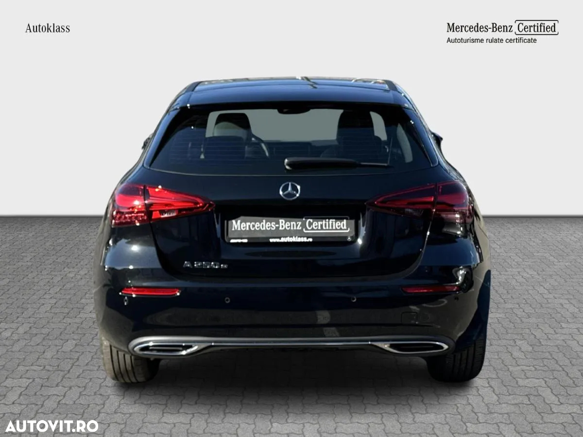 Mercedes-Benz A 200 MHEV 7G-DCT - 5