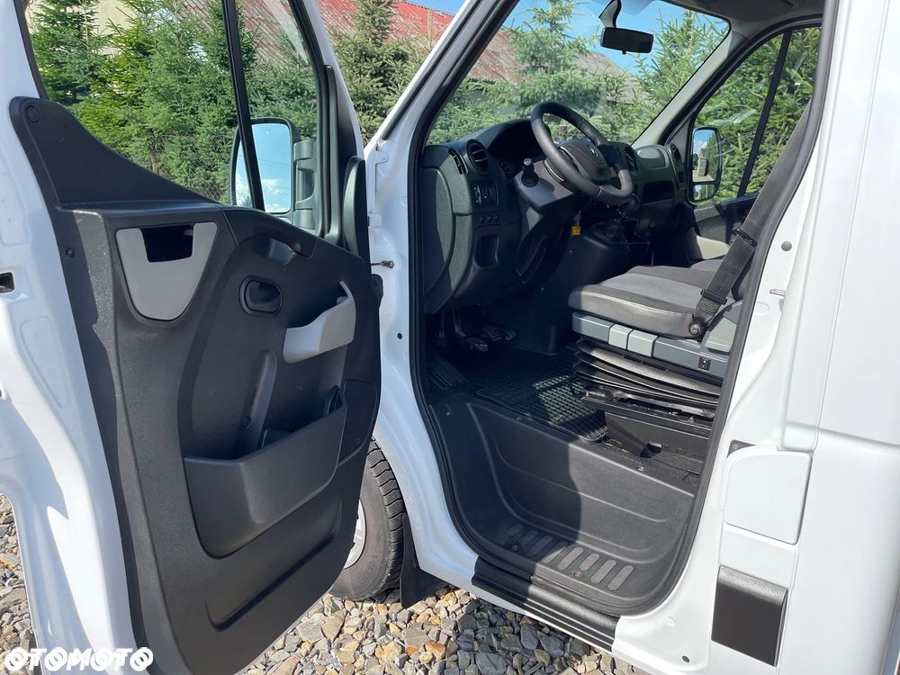 Renault Master - 22
