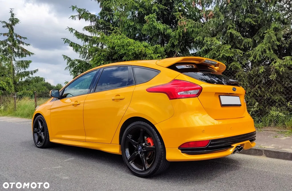 Ford Focus ST - 36