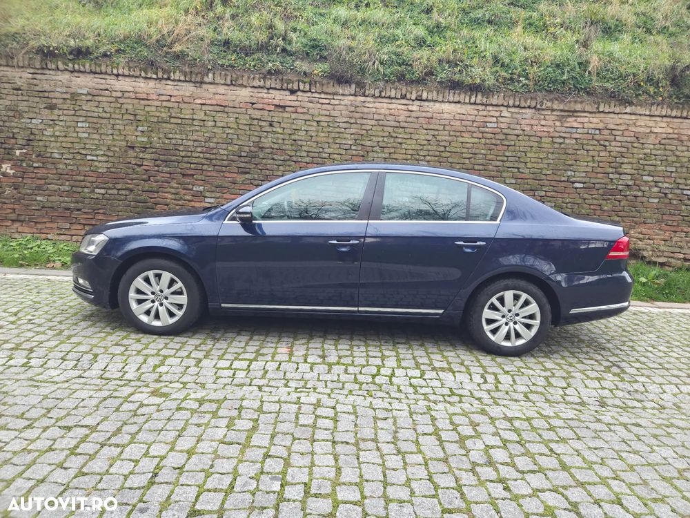 Volkswagen Passat Variant 2.0 TDI 4Motion BlueMotion Technology Comfortline DSG - 4