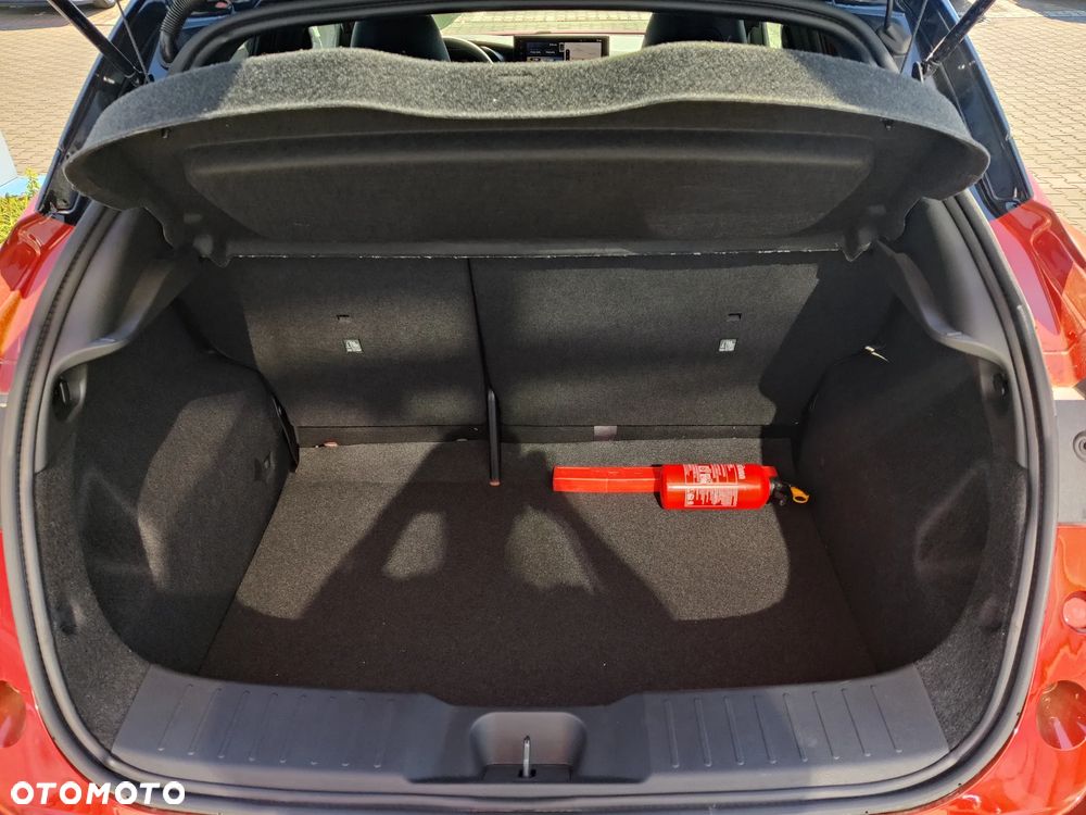 Nissan Juke 1.0 DIG-T N-Connecta - 17