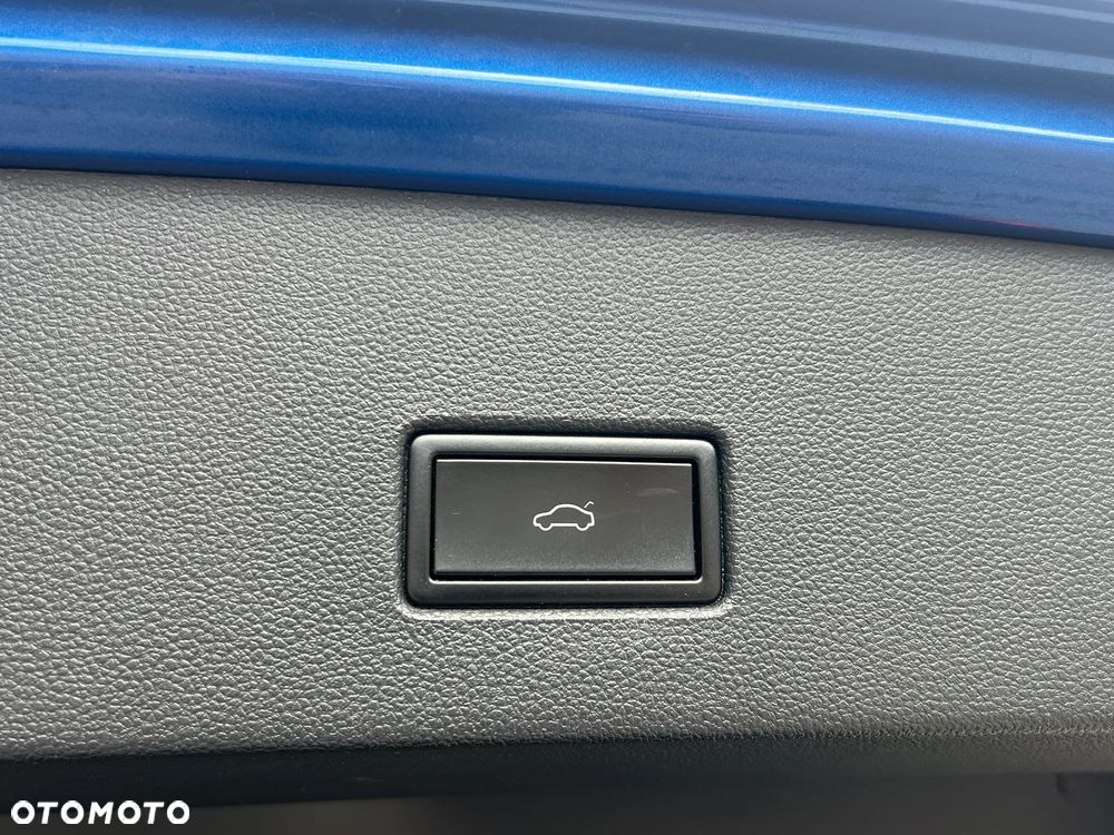 Volkswagen T-Roc 1.0 TSI Style - 22