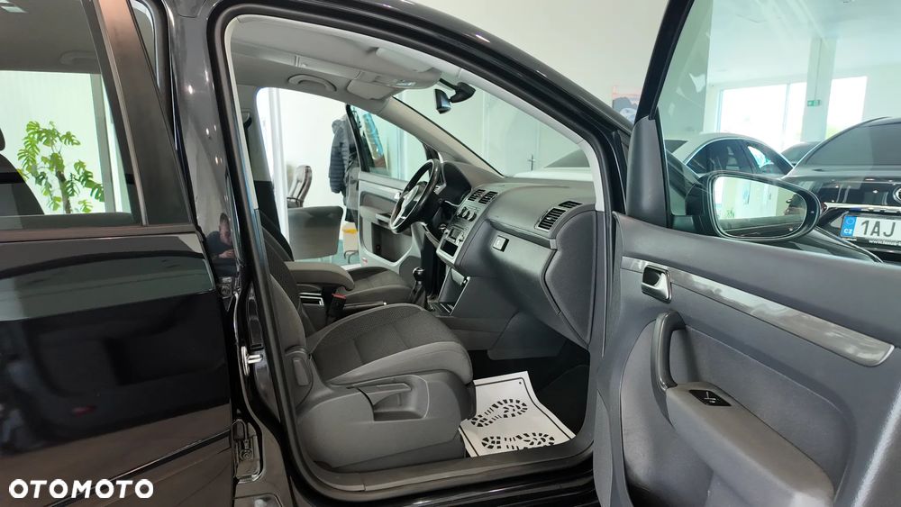 Volkswagen Touran 1.4 TSI Comfortline - 34