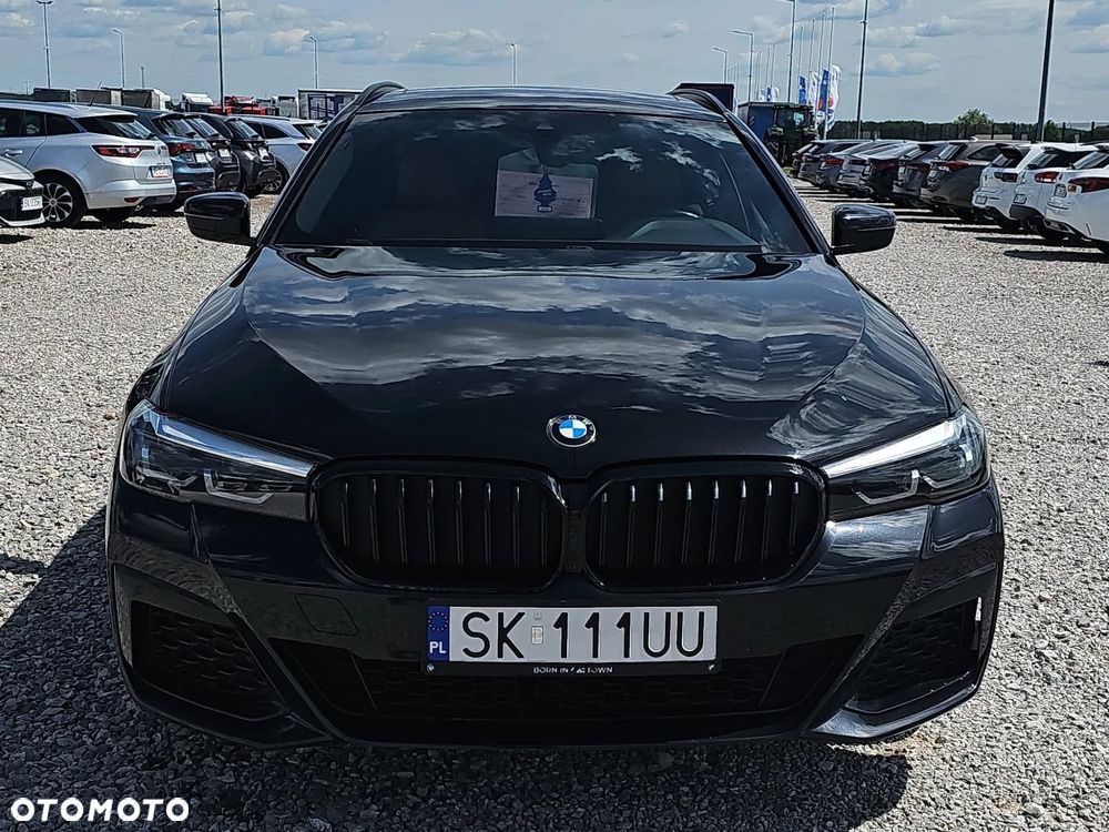 BMW Seria 5 520d xDrive mHEV M Sport sport - 2