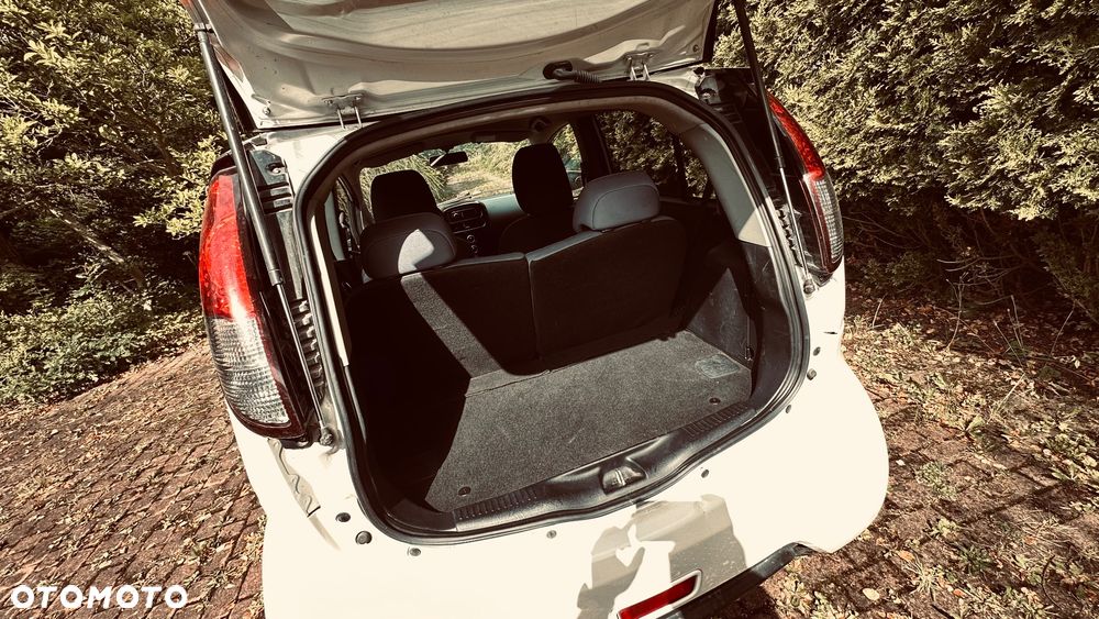 Peugeot iOn Active - 5