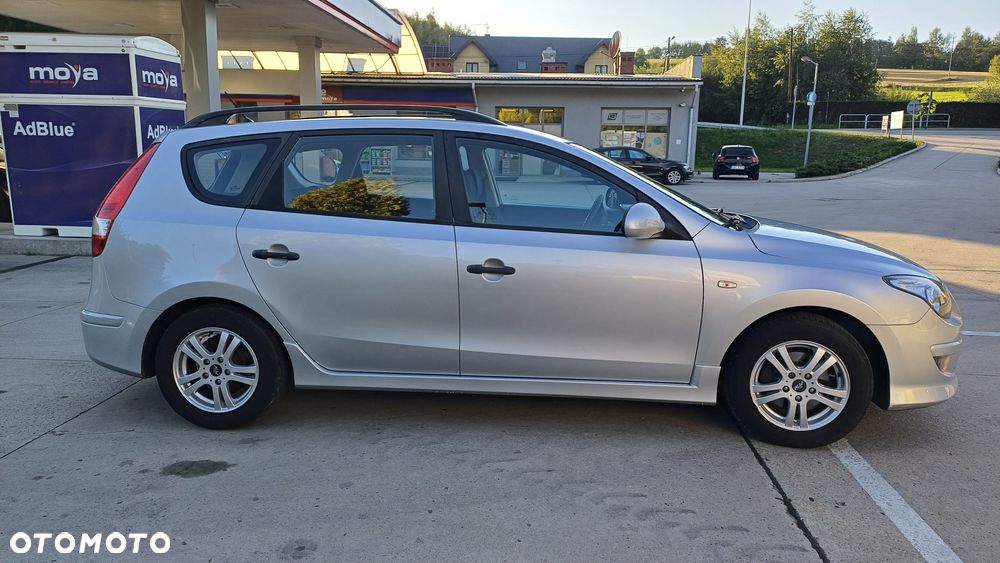 Hyundai i30 i30cw 1.4 Edition Plus - 4