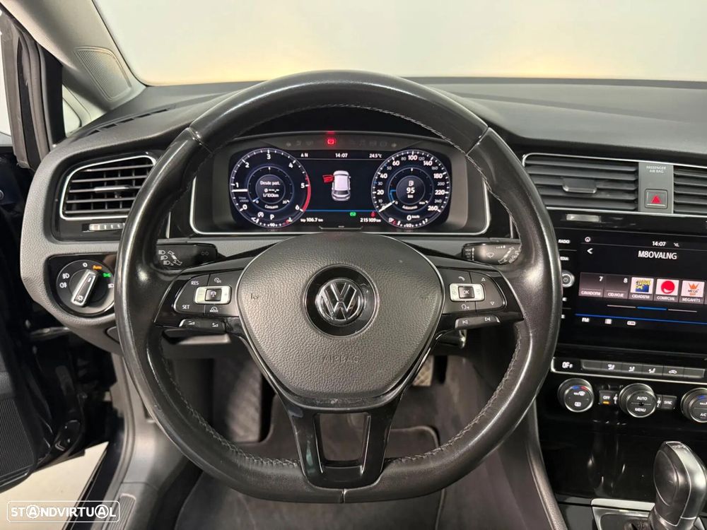 VW Golf 1.6 TDI Highline DSG - 6