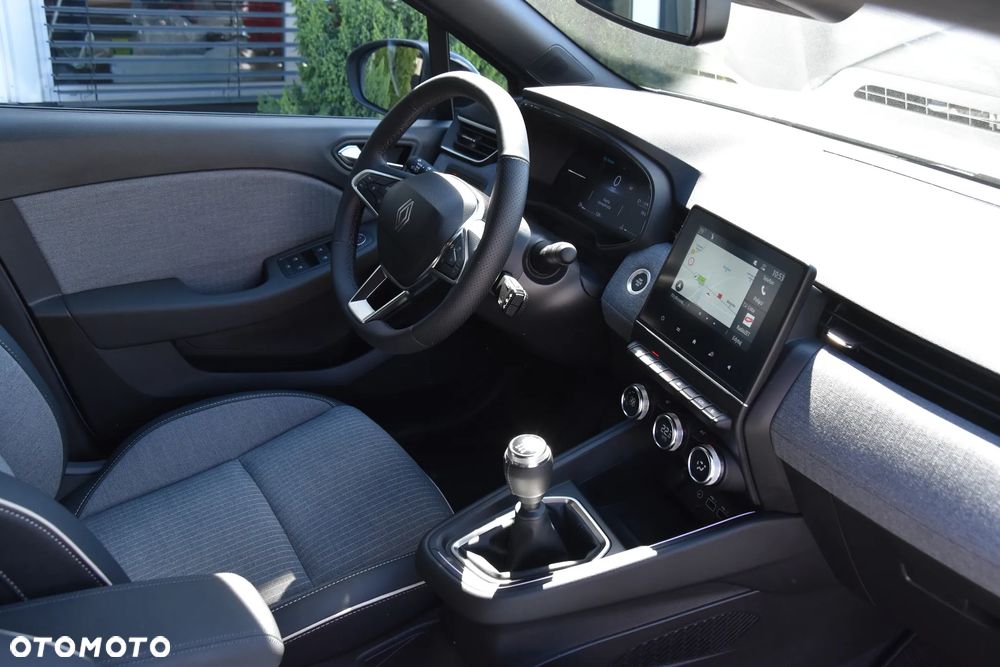 Renault Clio TCe 90 EVOLUTION - 17