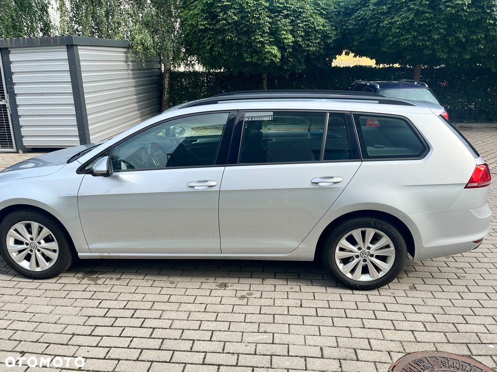 Volkswagen Golf - 4